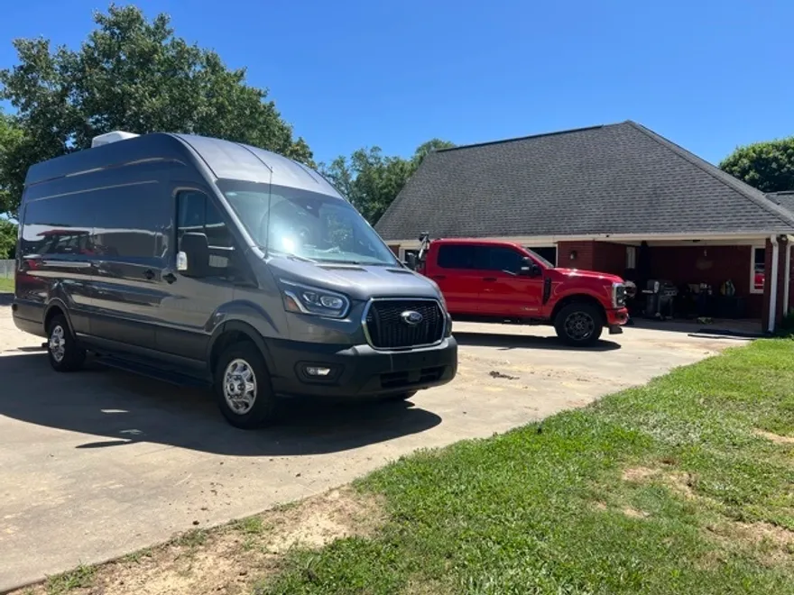 2023 Ford Transit photo 1