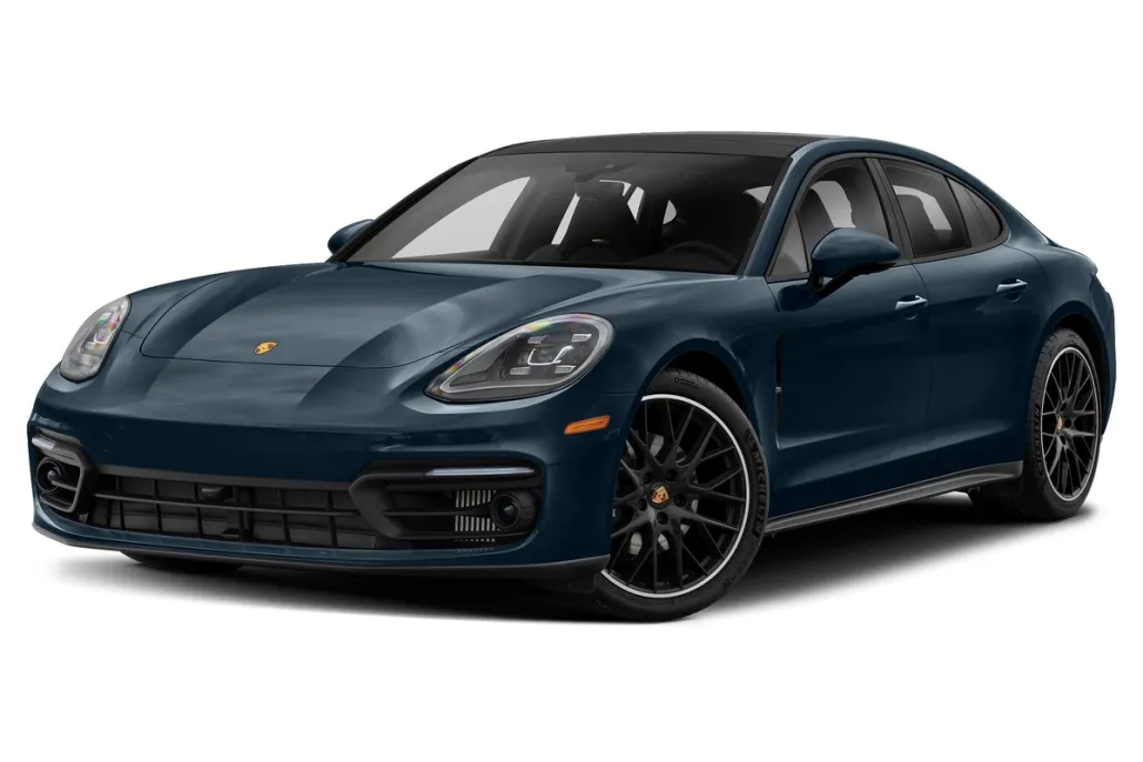 2022 Porsche Panamera GTS photo 1