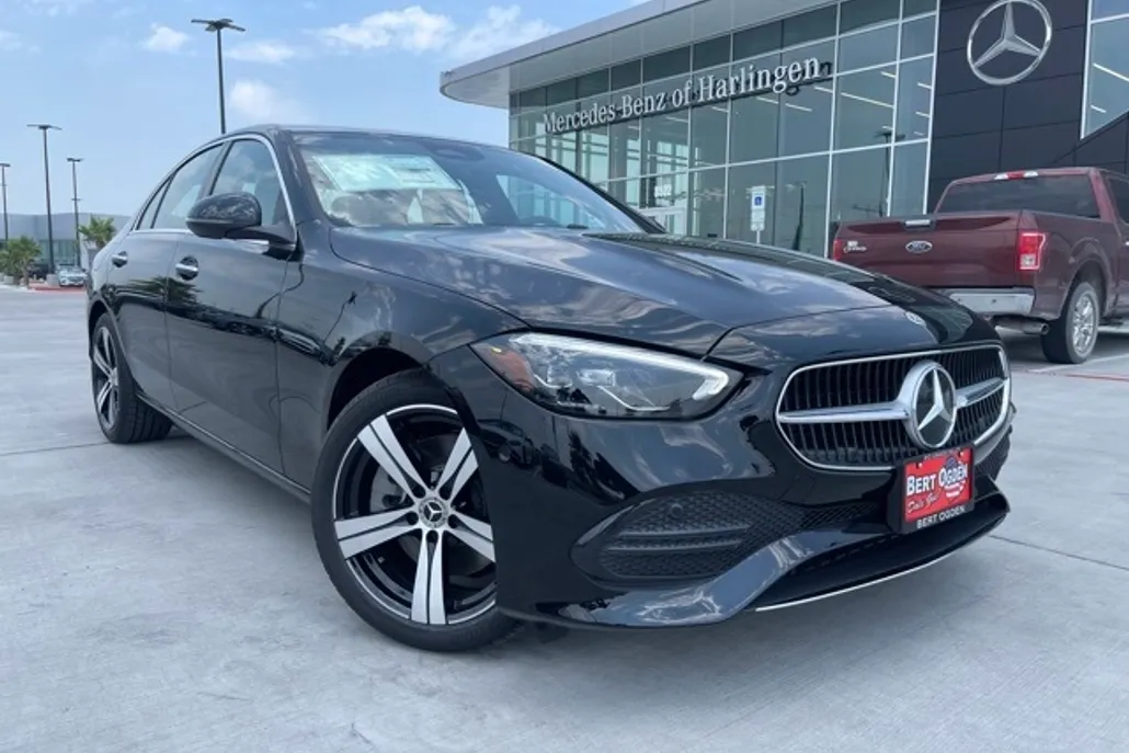 2025 Mercedes Benz C 300 photo 1