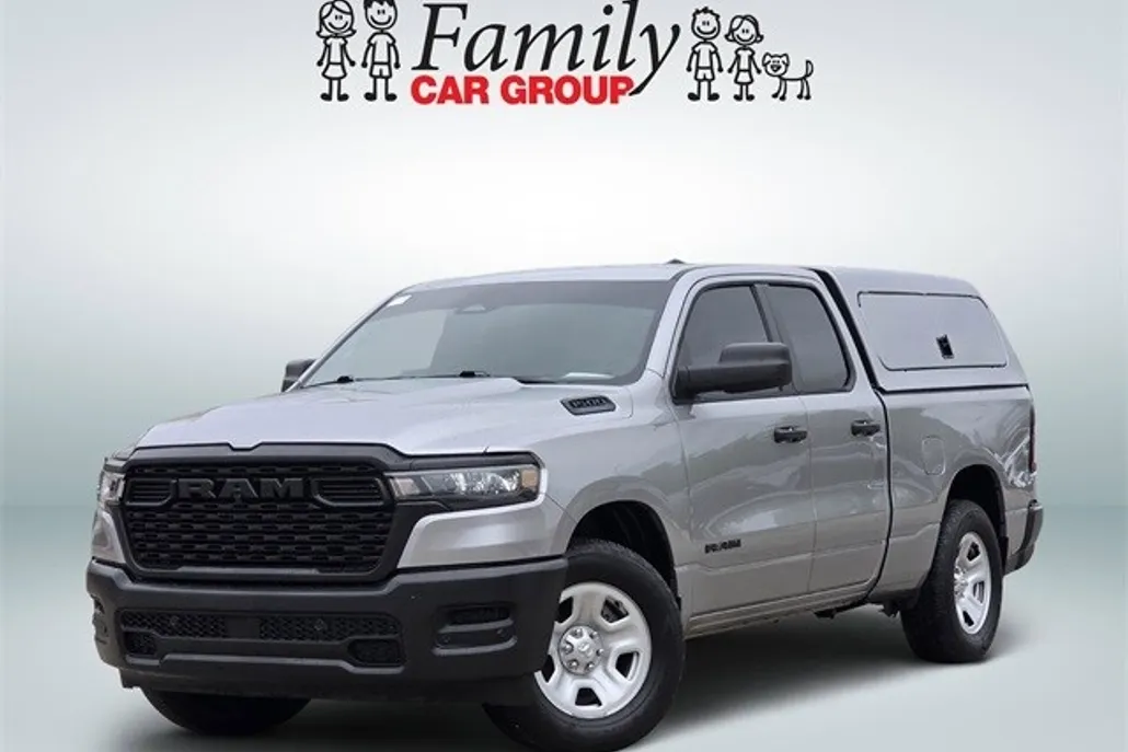 2025 Ram 1500 Tradesman photo 1
