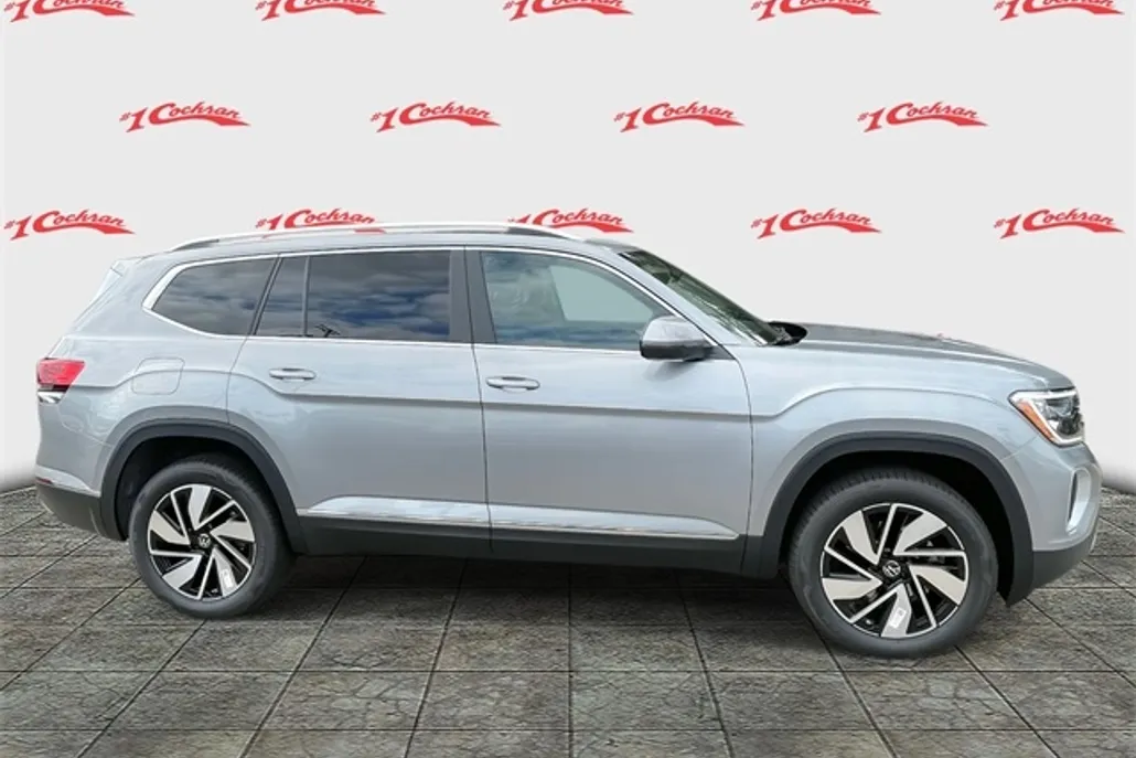 2026 Volkswagen Atlas SEL photo 1