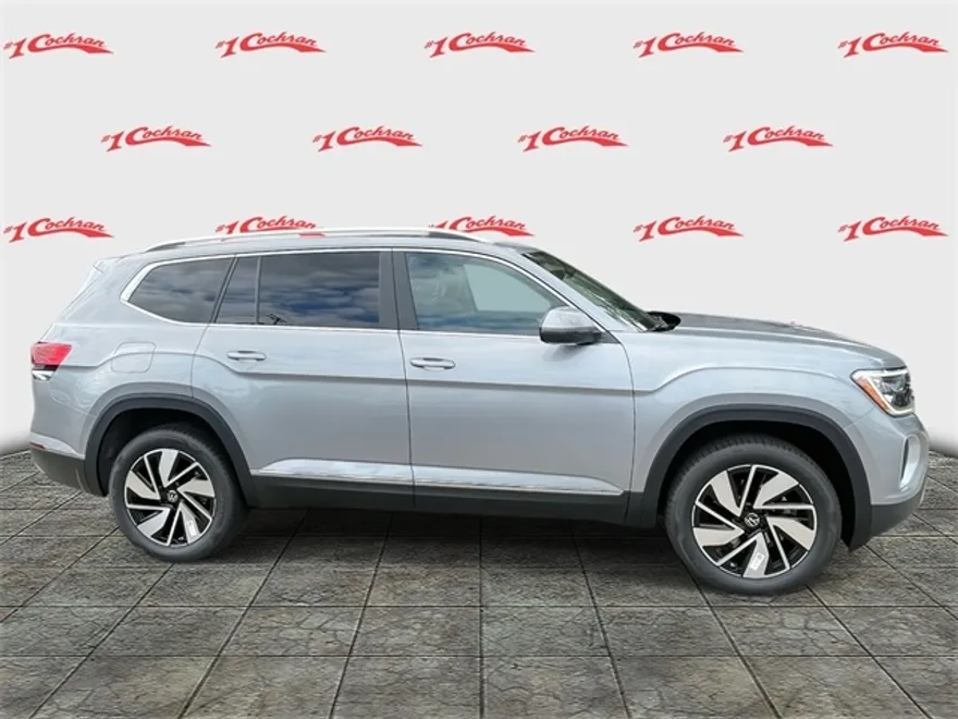 2026 Volkswagen Atlas SEL photo 1