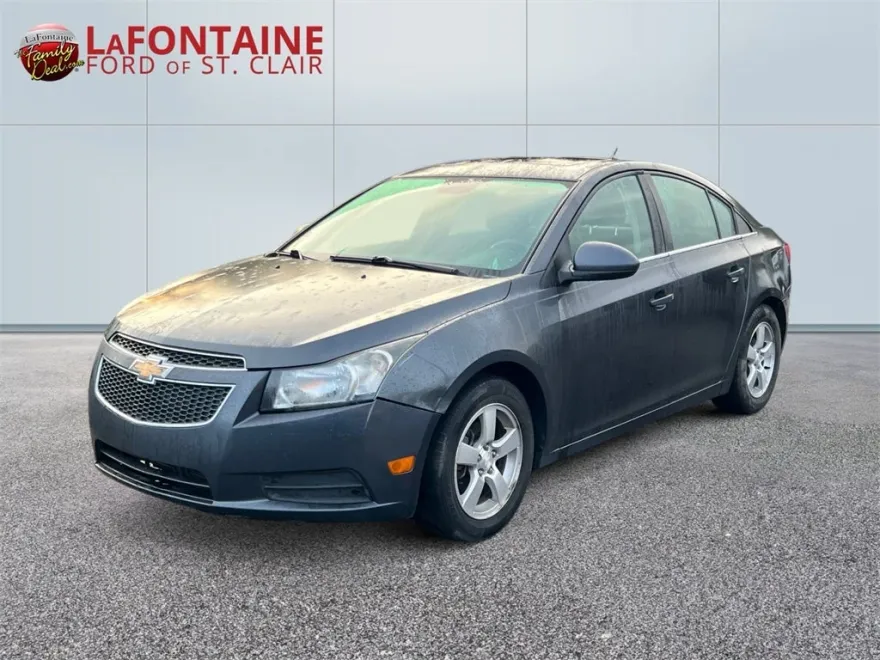 2013 Chevrolet Cruze LT photo 1