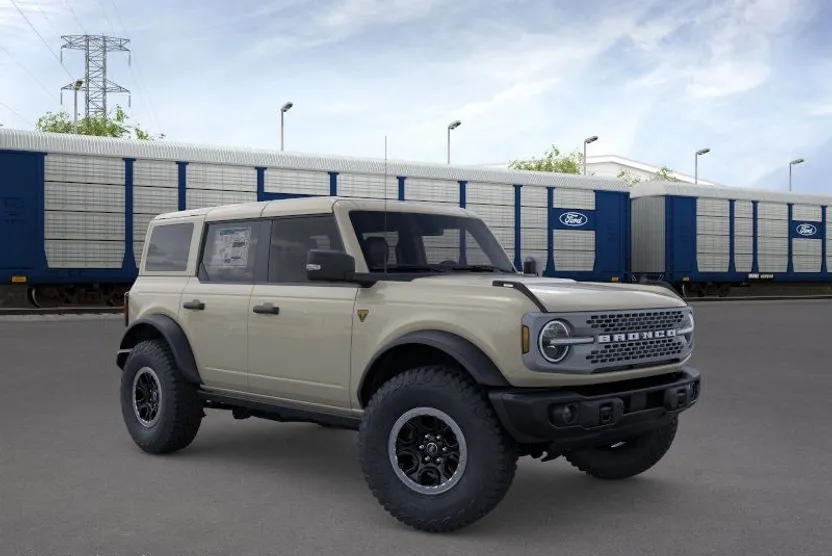 2025 Ford Bronco Badlands photo 1