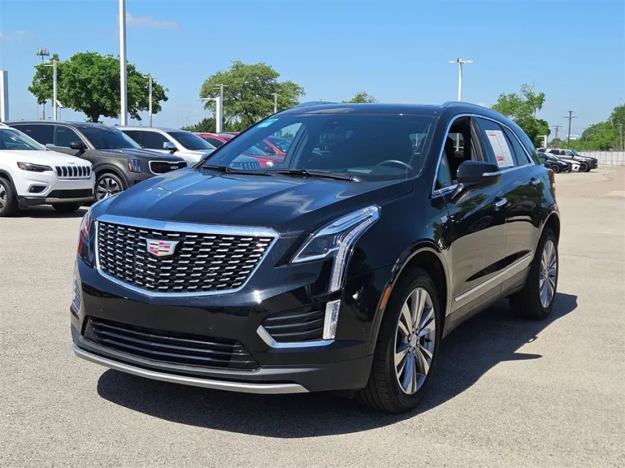2024 Cadillac XT5 Premium Luxury photo 1