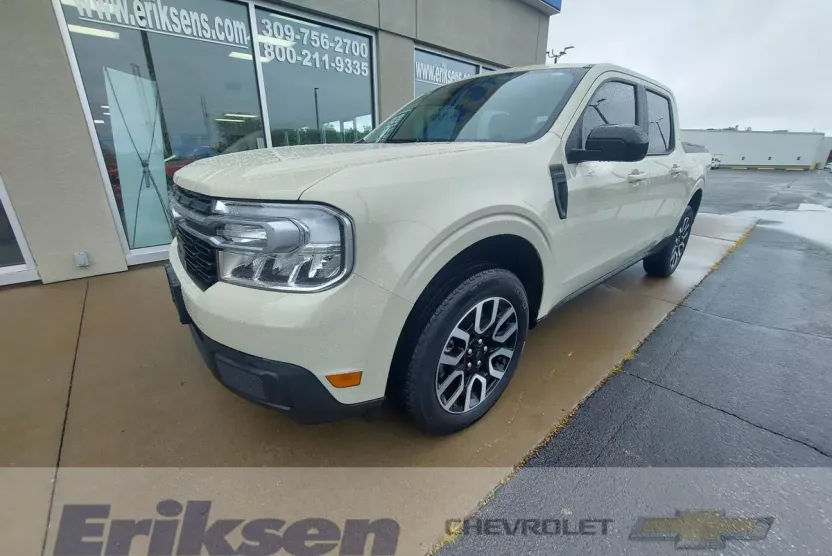 2024 Ford Maverick Lariat photo 1