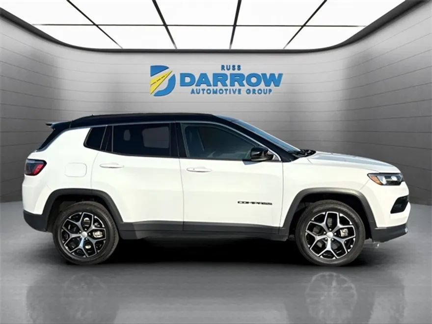 2024 Jeep Compass Limited photo 1