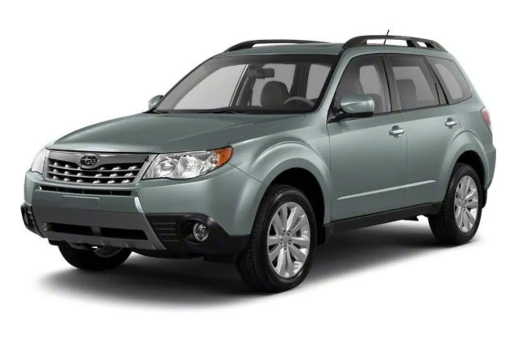 2013 Subaru Forester 2.5X photo 1