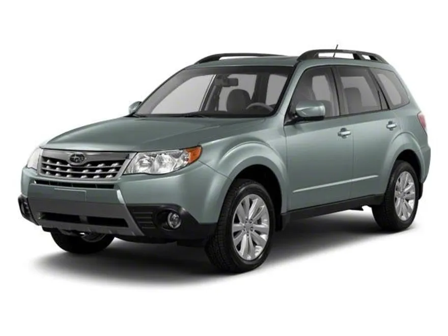 2013 Subaru Forester 2.5X photo 1
