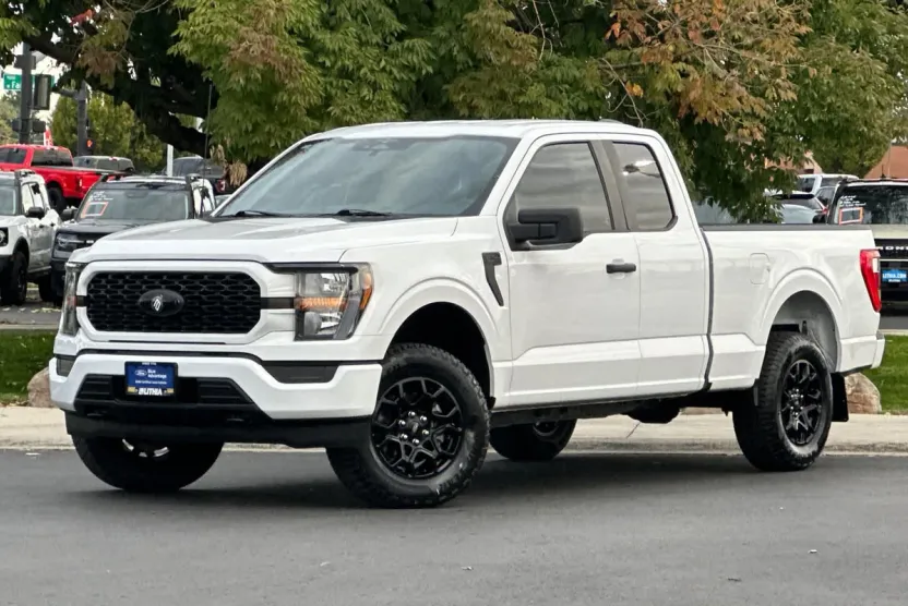 2023 Ford F-150 STX photo 1