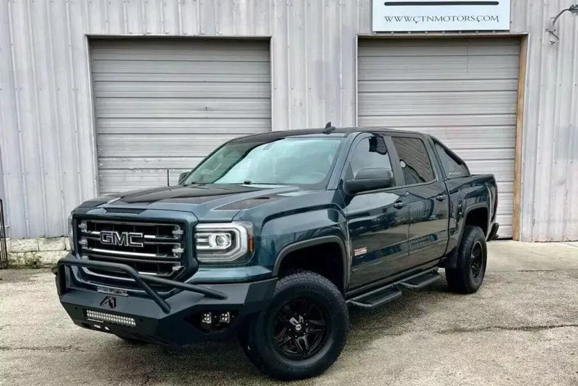 2017 Gmc Sierra 1500 SLT photo 1