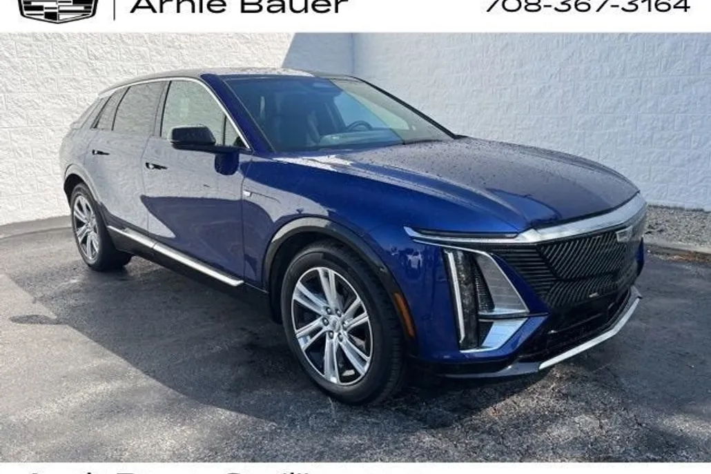 2024 Cadillac Lyriq Tech photo 1