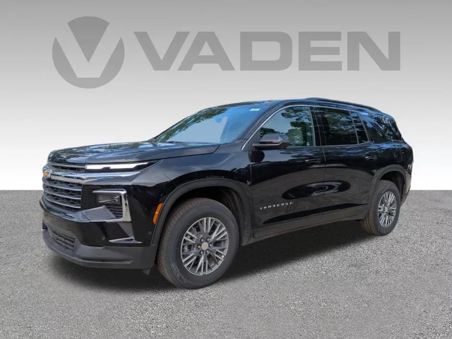 2025 Chevrolet Traverse photo 1