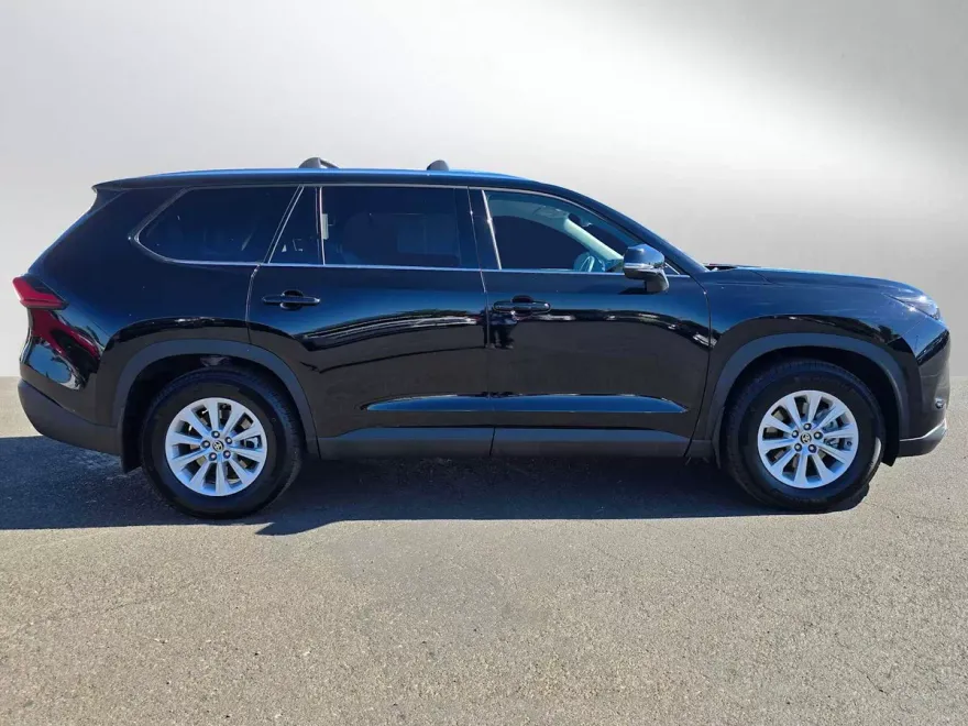 2024 Toyota Grand Highlander Hybrid XLE photo 1