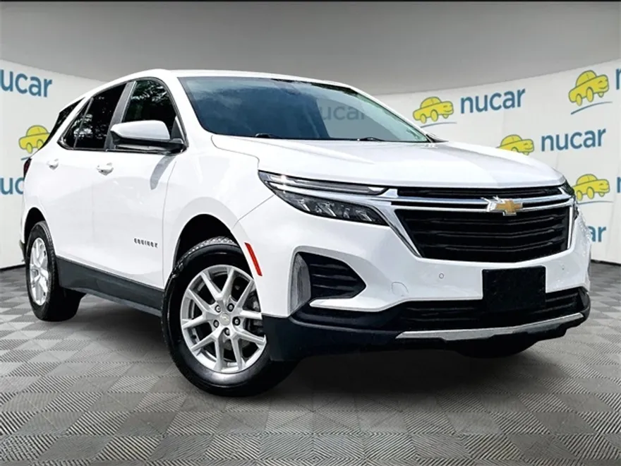 2022 Chevrolet Equinox LT photo 1