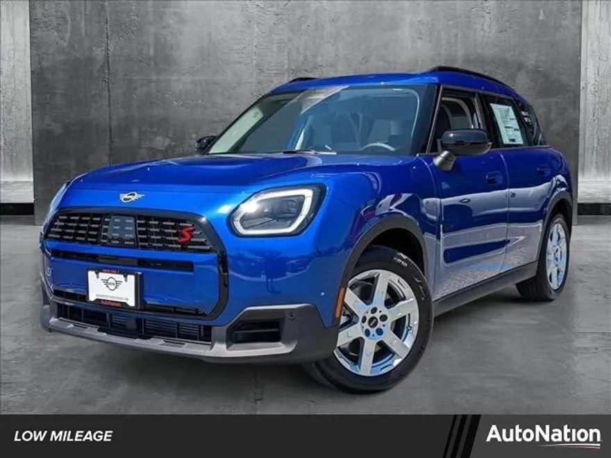 2025 Mini Countryman S photo 1