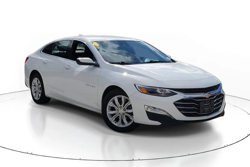 2024 Chevrolet Malibu 1LT photo 1