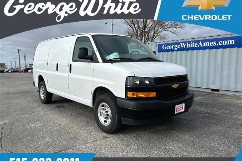 2023 Chevrolet Express Cargo 2500 photo 1