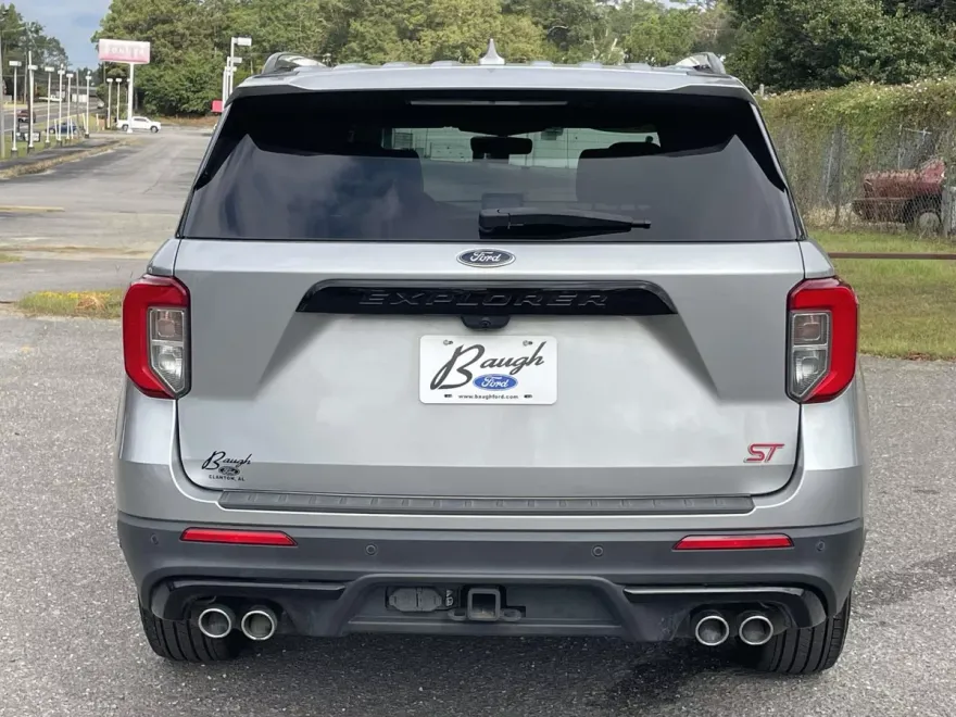 2020 Ford Explorer ST photo 1
