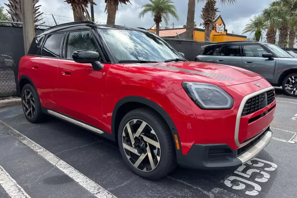2026 Mini Countryman ALL4 S Iconic photo 1