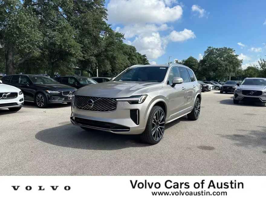 2026 Volvo XC90 B5 Plus photo 1