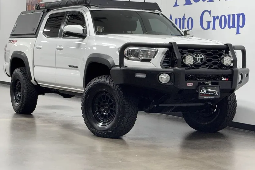 2020 Toyota Tacoma Double Cab TRD Off-Road photo 1