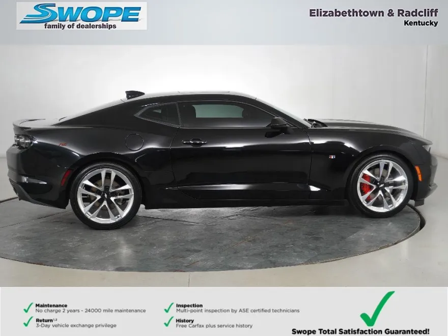2022 Chevrolet Camaro 1LT photo 1