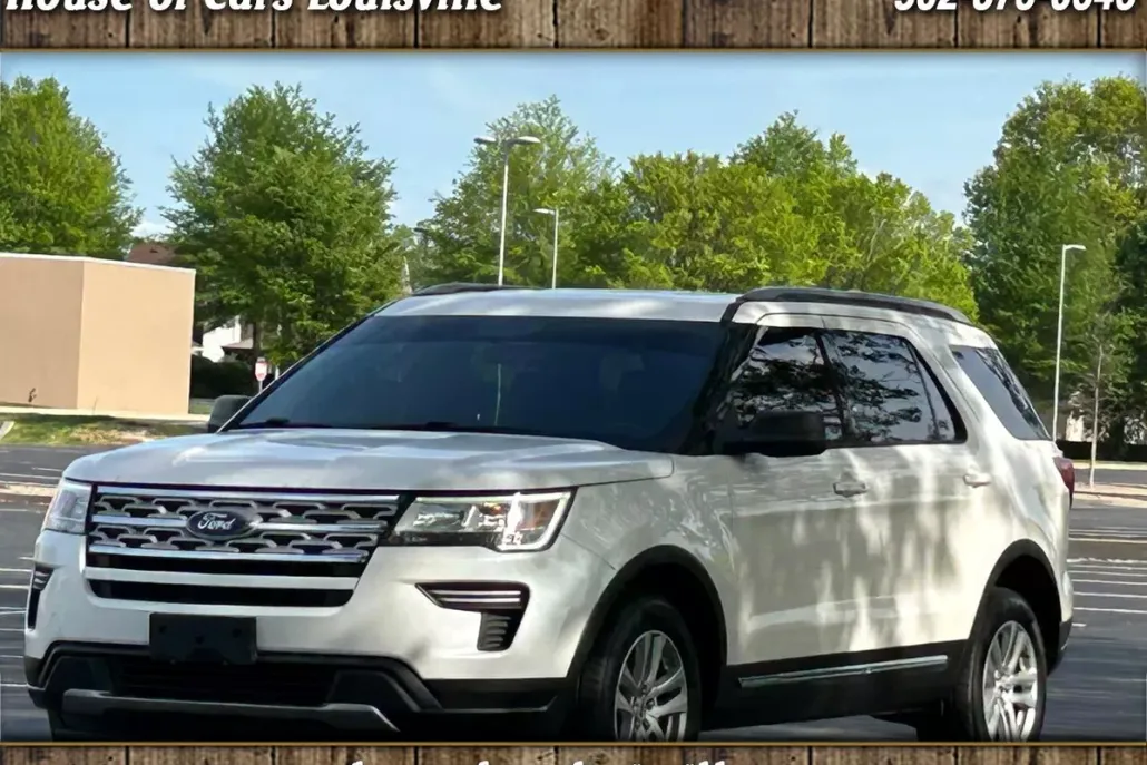 2018 Ford Explorer XLT photo 1
