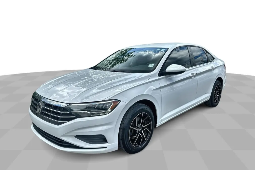 2019 Volkswagen Jetta R-Line photo 1