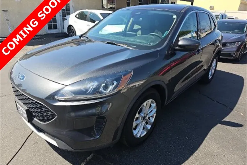 2020 Ford Escape SE photo 1