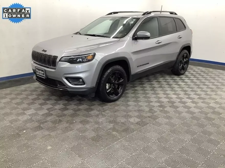 2020 Jeep Cherokee Altitude photo 1