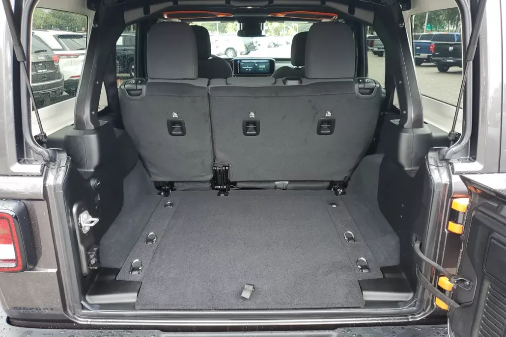 2025 Jeep Wrangler Sport S photo 1