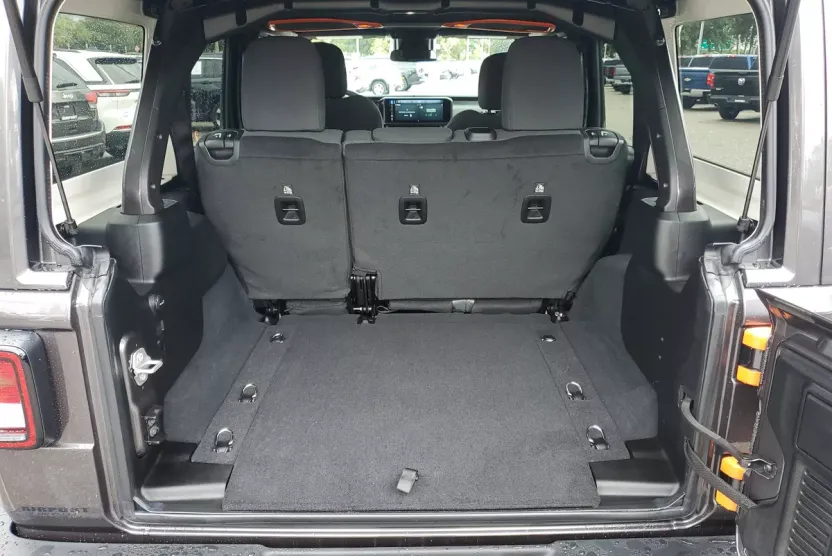 2025 Jeep Wrangler Sport S photo 1