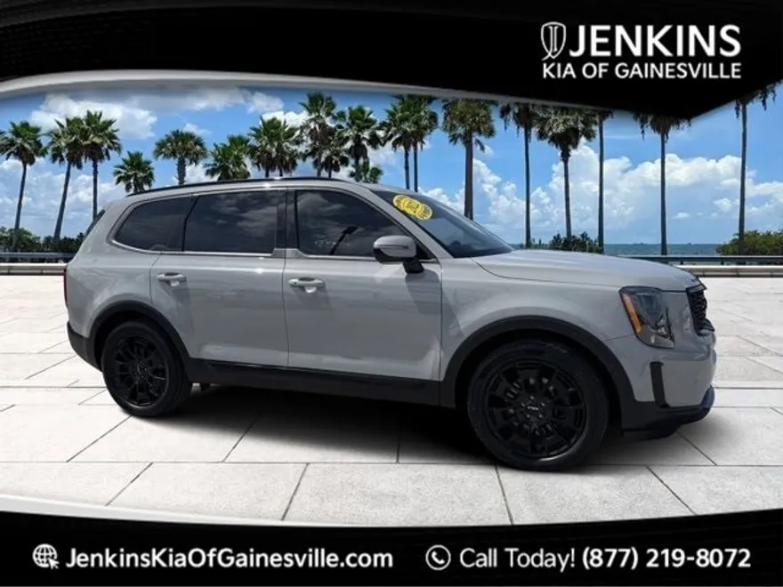 2022 Kia Telluride SX photo 1
