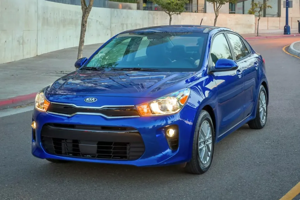 2020 Kia Rio S photo 1