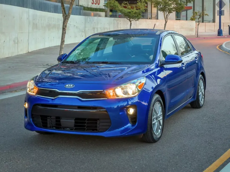 2020 Kia Rio S photo 1