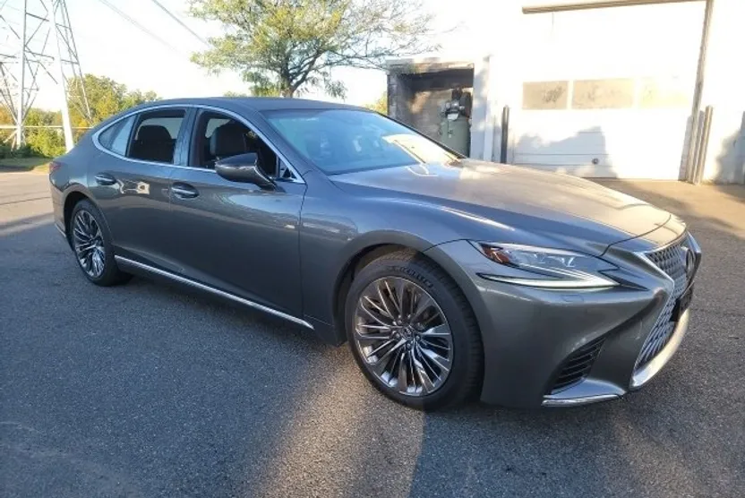 2020 Lexus LS 500 photo 1
