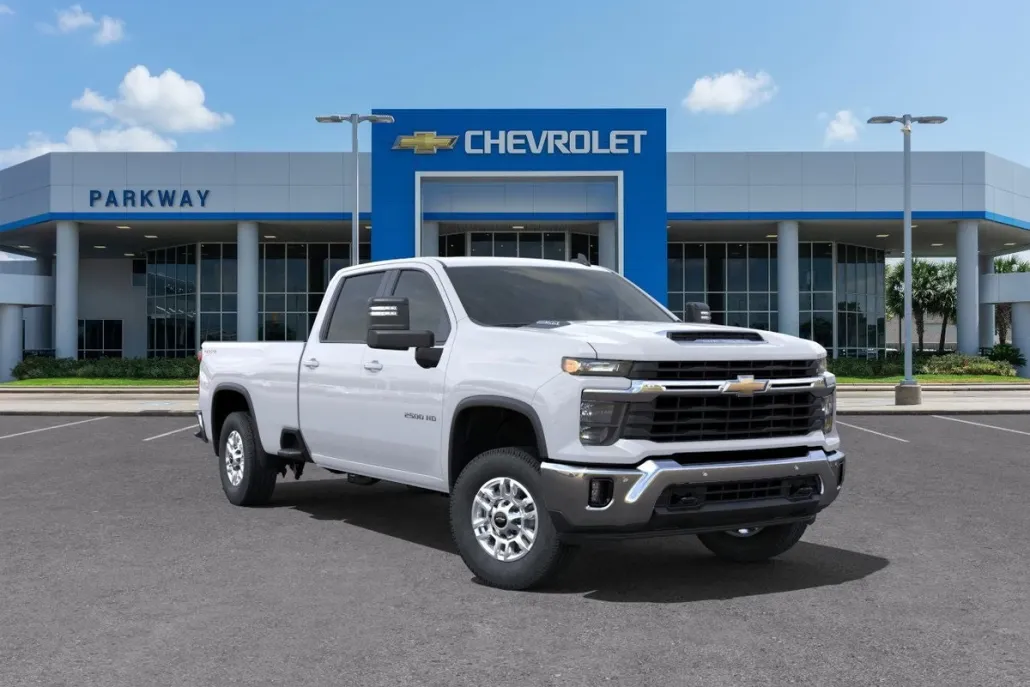 2025 Chevrolet Silverado 2500HD LT photo 1