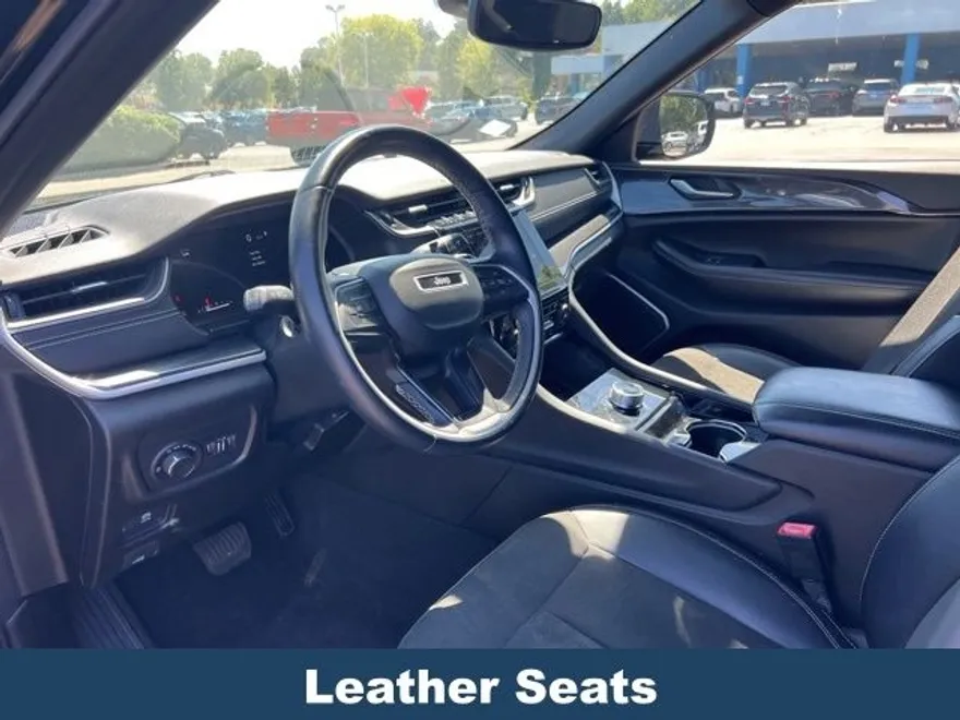 2021 Jeep Grand Cherokee Altitude photo 1