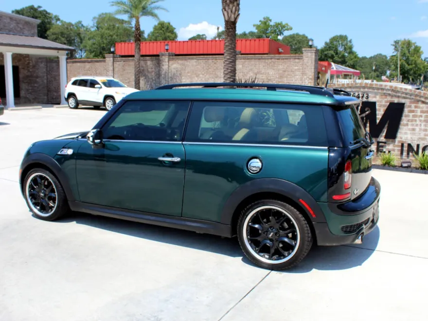 2010 Mini Clubman Base S photo 1