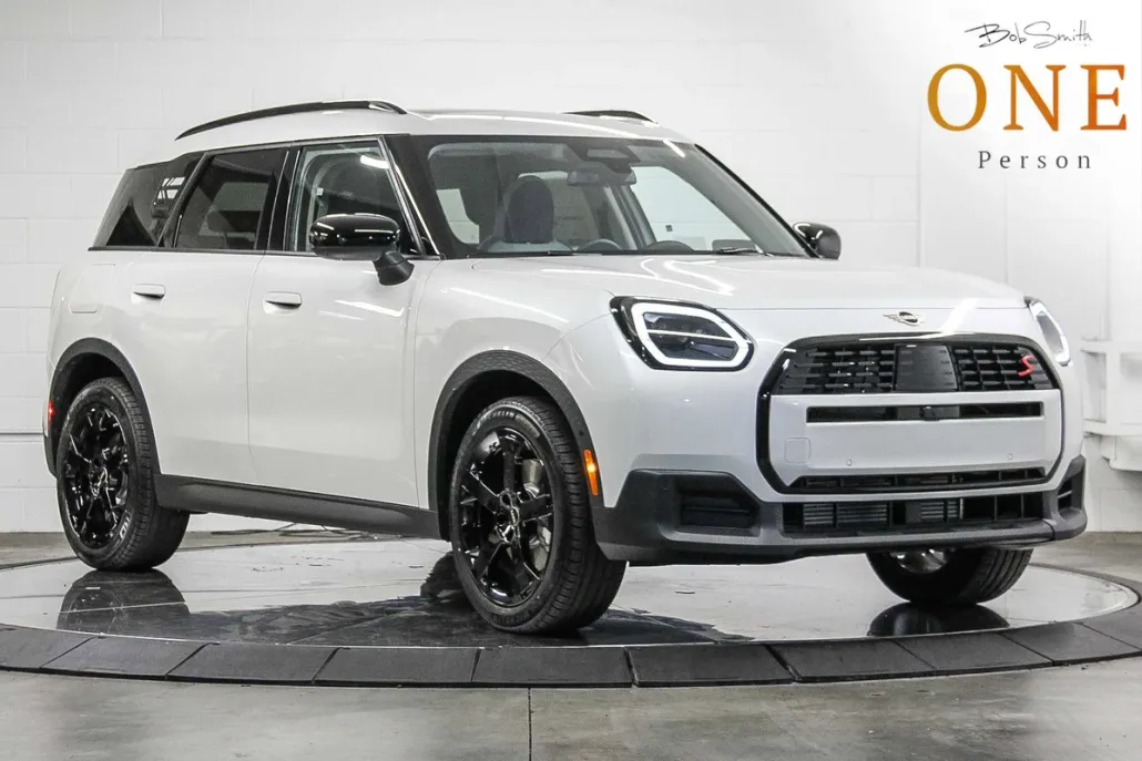2026 Mini Countryman S ALL4 photo 1