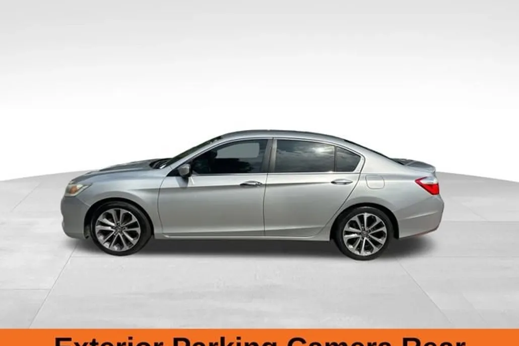 2015 Honda Accord Sport photo 1