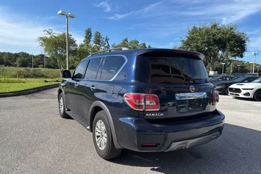 2020 Nissan Armada SV photo 1