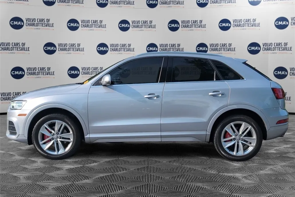 2016 Audi Q3 Premium Plus photo 1