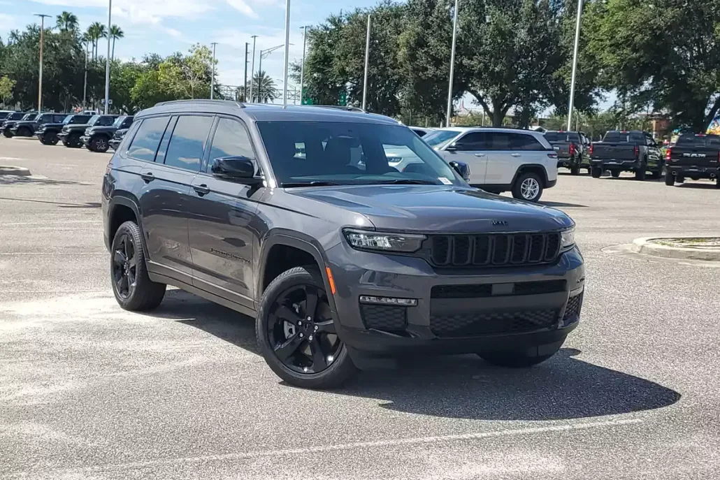 2025 Jeep Grand Cherokee Limited photo 1