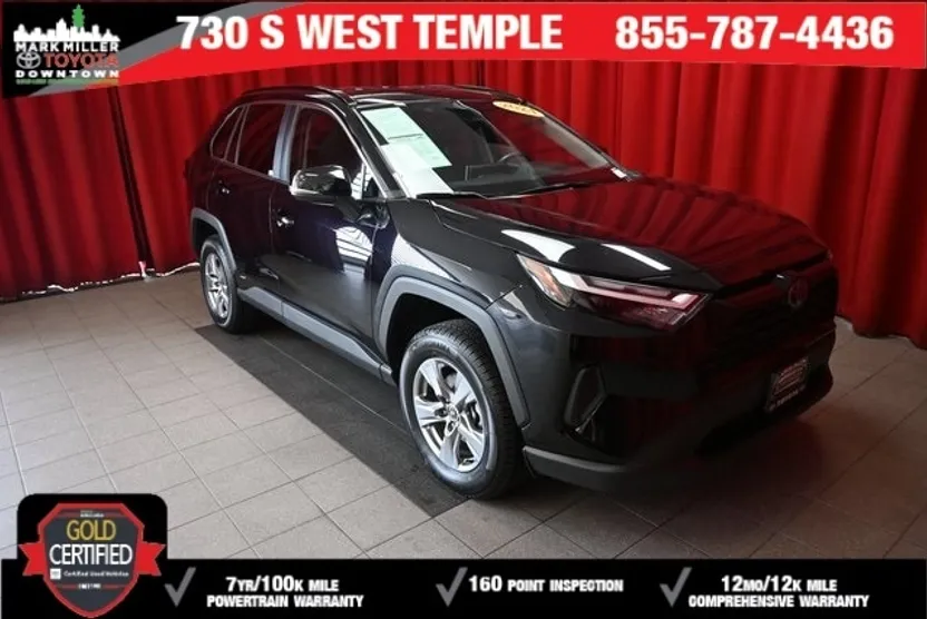 2024 Toyota RAV4 Hybrid XLE photo 1