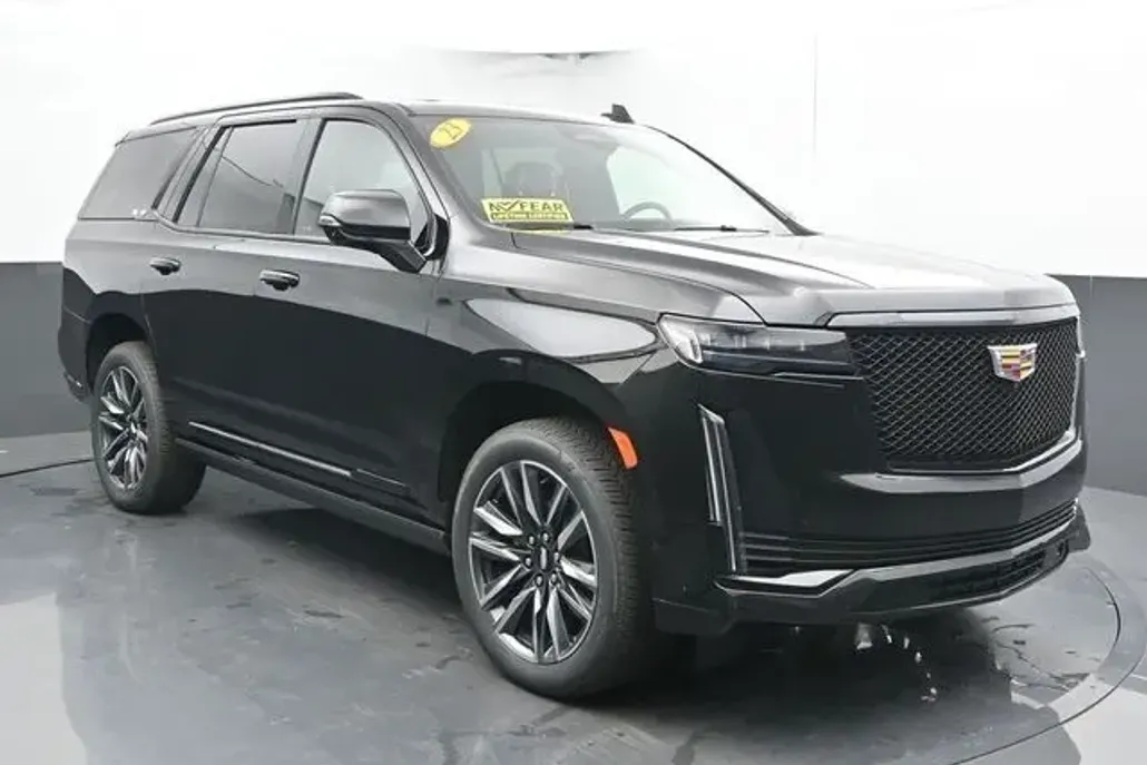 2023 Cadillac Escalade Sport photo 1