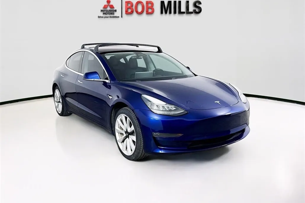 2018 Tesla Model 3 Long Range photo 1
