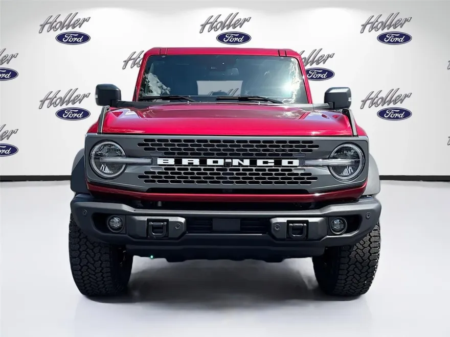 2025 Ford Bronco Badlands photo 1