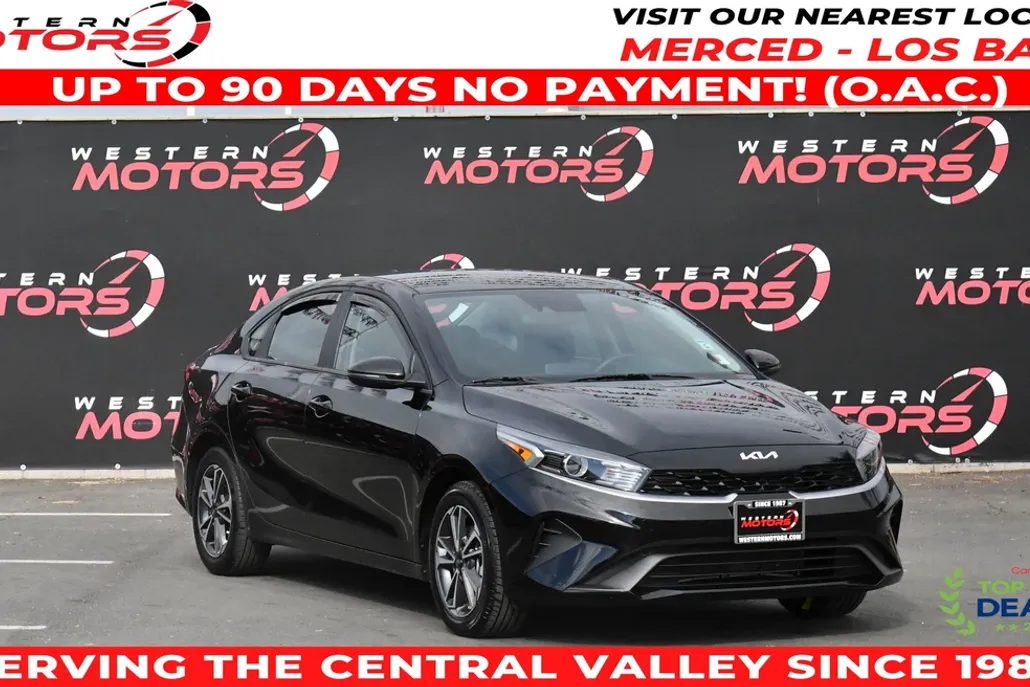 2024 Kia Forte LXS photo 1